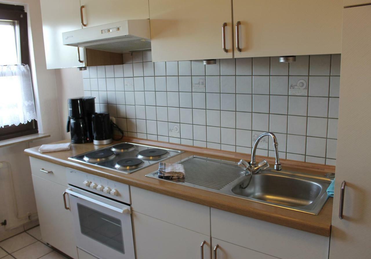 Ferienwohnung Bei Inge Und Heinz Konz Bagian luar foto